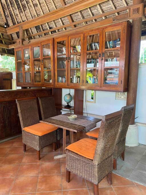 Bali Berg Villa, Sanur ภายนอก รูปภาพ