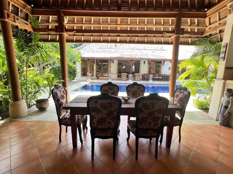 Bali Berg Villa, Sanur ภายนอก รูปภาพ