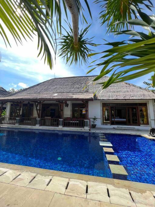 Bali Berg Villa, Sanur ภายนอก รูปภาพ